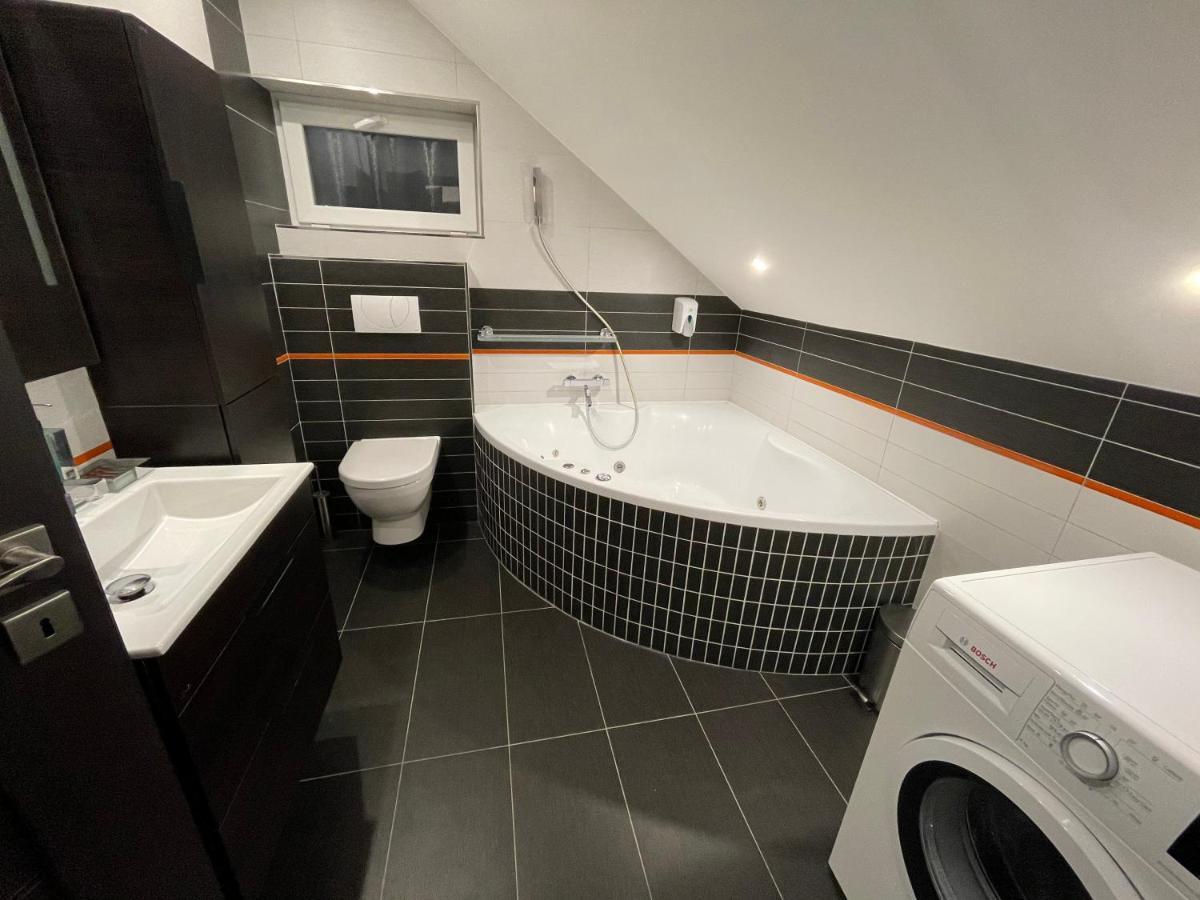 Apartmany Diana Dunajská Streda Exteriör bild