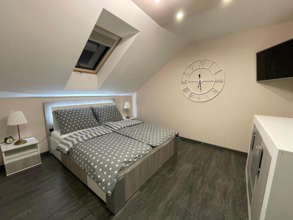 Apartmany Diana Dunajská Streda Exteriör bild