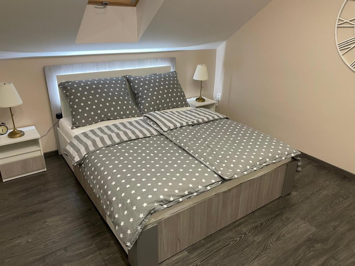 Apartmany Diana Dunajská Streda Exteriör bild