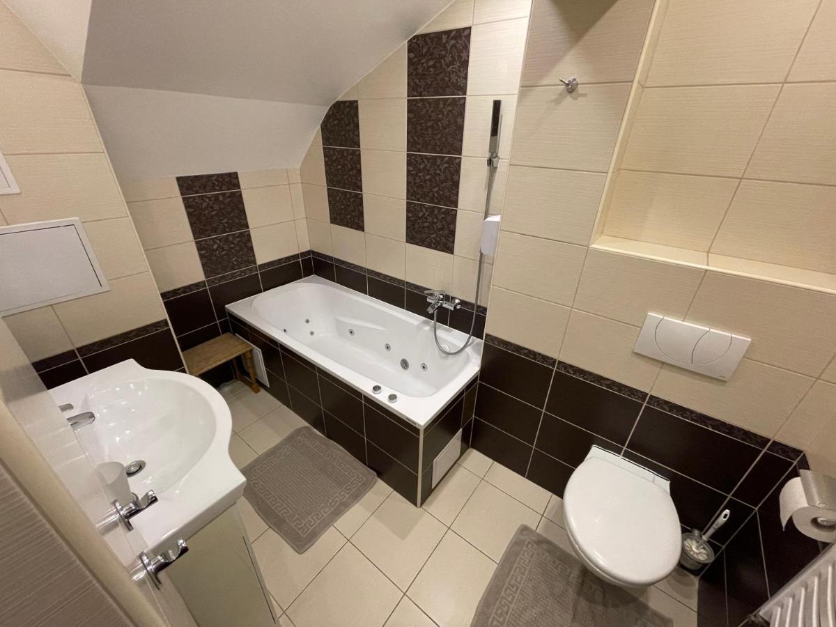 Apartmany Diana Dunajská Streda Exteriör bild