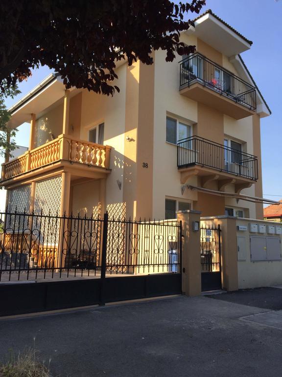 Apartmany Diana Dunajská Streda Rum bild