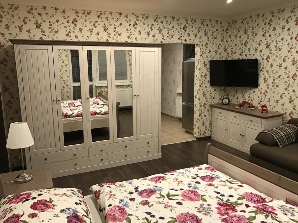 Apartmany Diana Dunajská Streda Exteriör bild